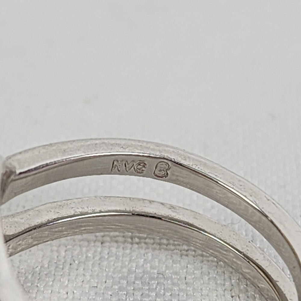 Silver Rhinestone Ring Size 8 - Picture 7 of 8